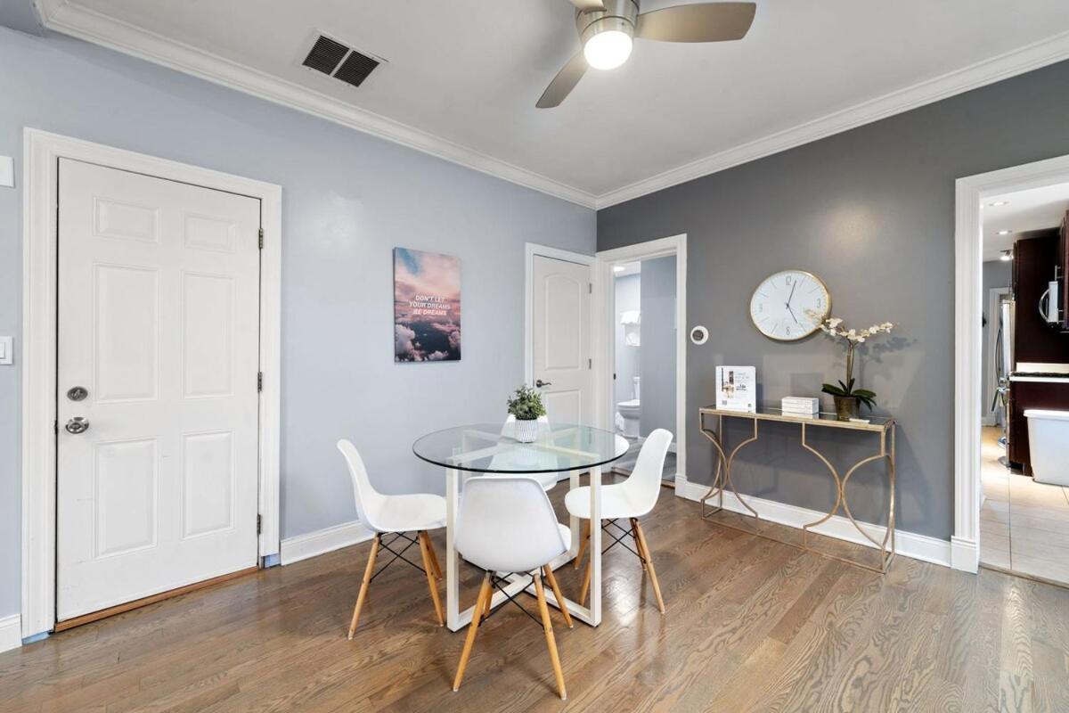 Stylish 2br Urban Retreat In River West Appartement